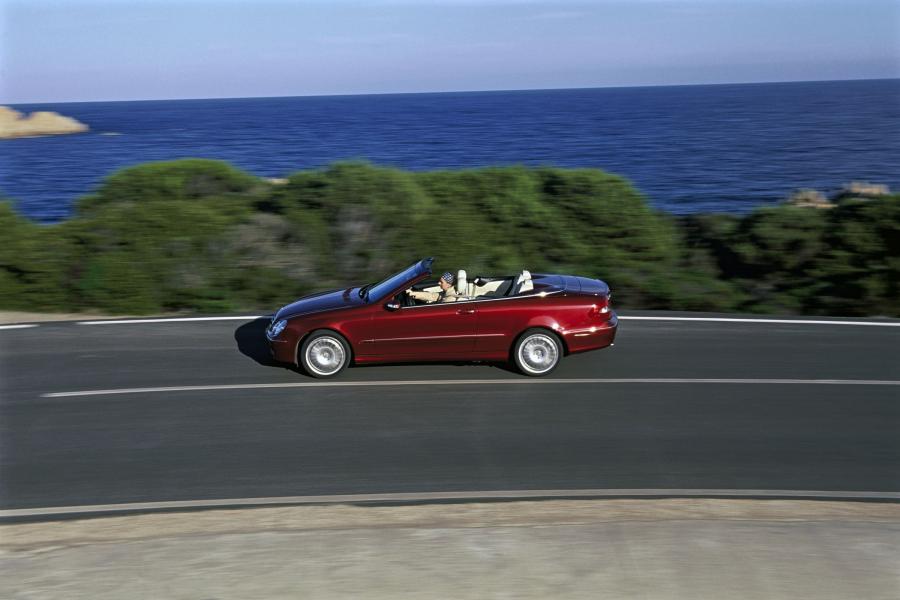  Mercedes-Benz CLK320 CDi Cabriolet 2007 года  (фото 33 из 35)